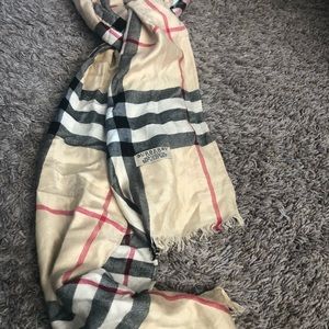 Burberry scarf NEED GONE ASAP
